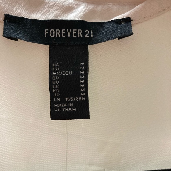 Blouse - Picture 3 of 3